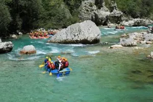 Rafting en el valle del río Soca